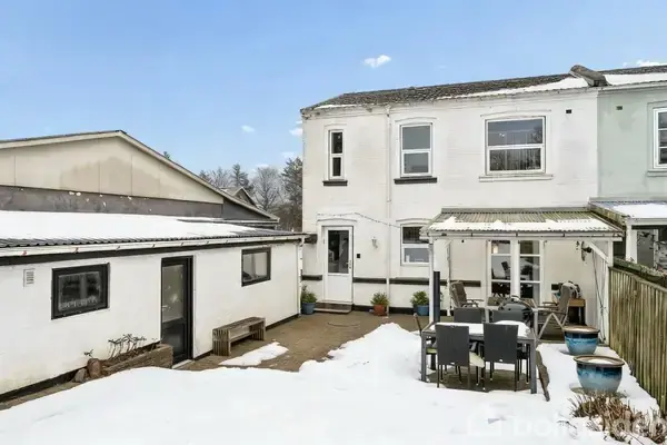 Villa på Stationsvej 8, 8732 Hovedgård