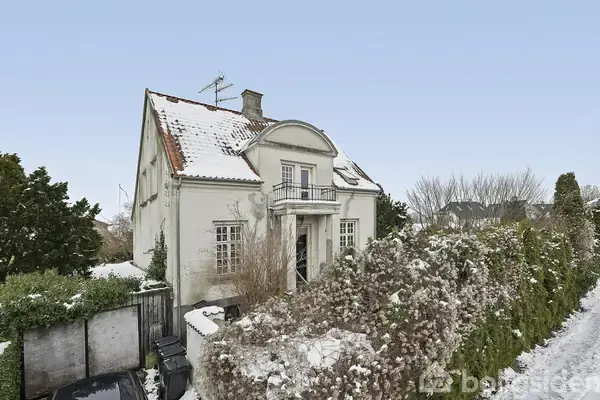 Villa på Efterårsvej 2, 2920 Charlottenlund