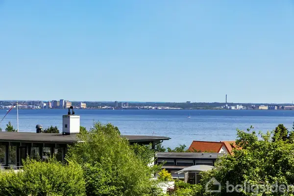 Villa på Tjørnevej 8, 3070 Snekkersten
