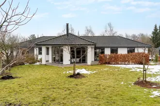 Villa på Højdedraget 158, 9530 Støvring