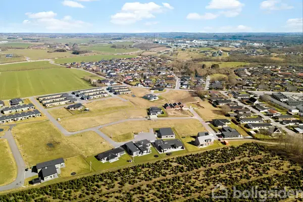Helårsgrund på Rosenvang 20, 9500 Hobro