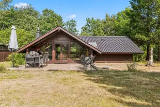 Fritidshus på Lyngbakkevej 4, Fuglslev, 8400 Ebeltoft