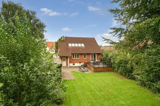 Villa på Skads Byvej 42, 6705 Esbjerg Ø