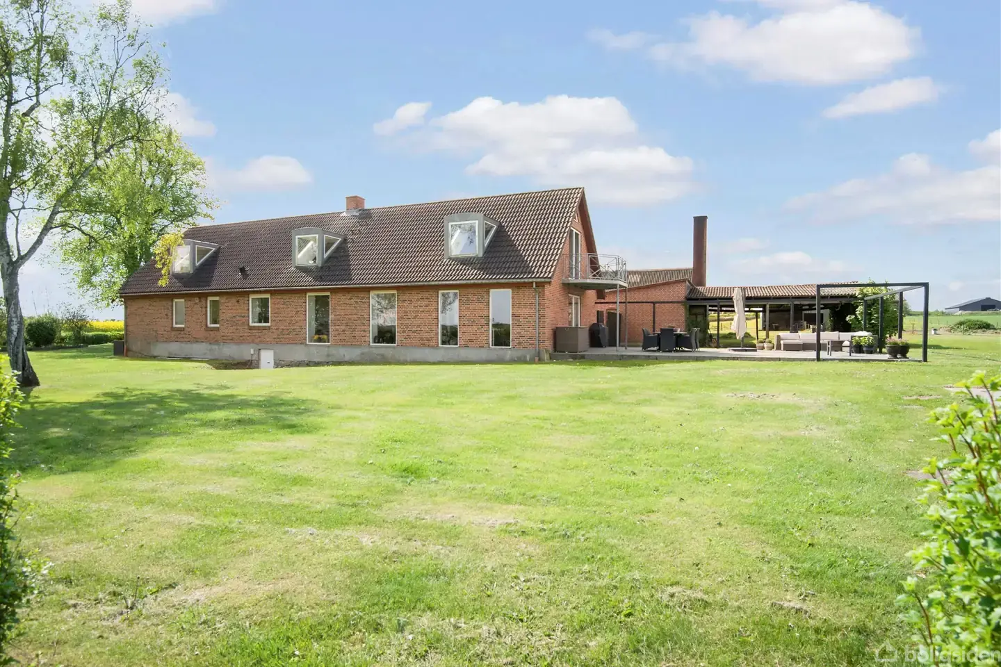 6,8 ha m. udsigt, skov og mulighed for jagt