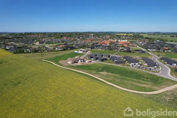 Helårsgrund på Bukbakken 8, 4070 Kirke Hyllinge