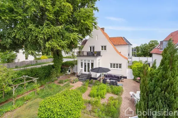 Villa på Clausens Allé 24, 5250 Odense SV