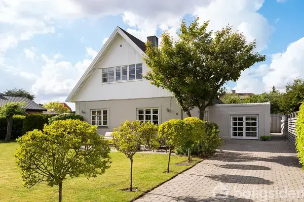 Villa på Paris Boulevard 12, 2650 Hvidovre