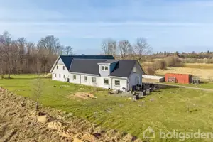 Landejendom på Herningvej 81, 7260 Sønder Omme