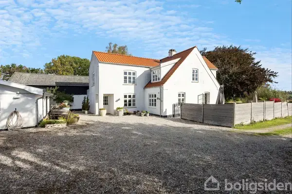 Landejendom på Nørre Hyllingevej 29, 4070 Kirke Hyllinge