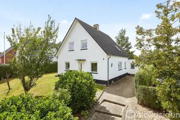 Villa på Skolevej 2, 7160 Tørring