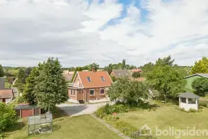 Villa på Kirkestien 5, 4771 Kalvehave