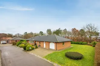 Villa på Hyldevej 9, 7570 Vemb