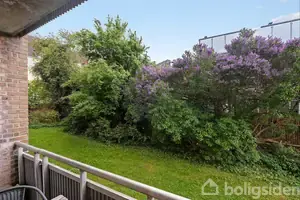 Ejerlejlighed på Charlottenlundvej 2B, st. mf., 2900 Hellerup