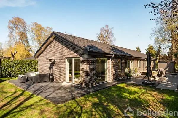 Villa på Engstien 5A, 2980 Kokkedal
