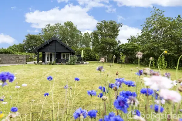 Fritidsbolig på Buskrosevej 16, 3390 Hundested