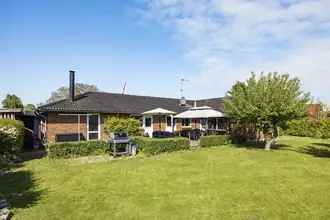 Villa på Lyndby Havnevej 12, Lyndby, 4070 Kirke Hyllinge
