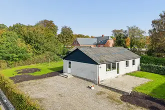 Villa på Kirkevangen 63, Østerbølle, 9620 Aalestrup