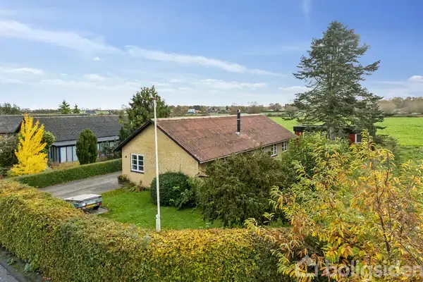 Villa på Åløkkevej 23, 5800 Nyborg