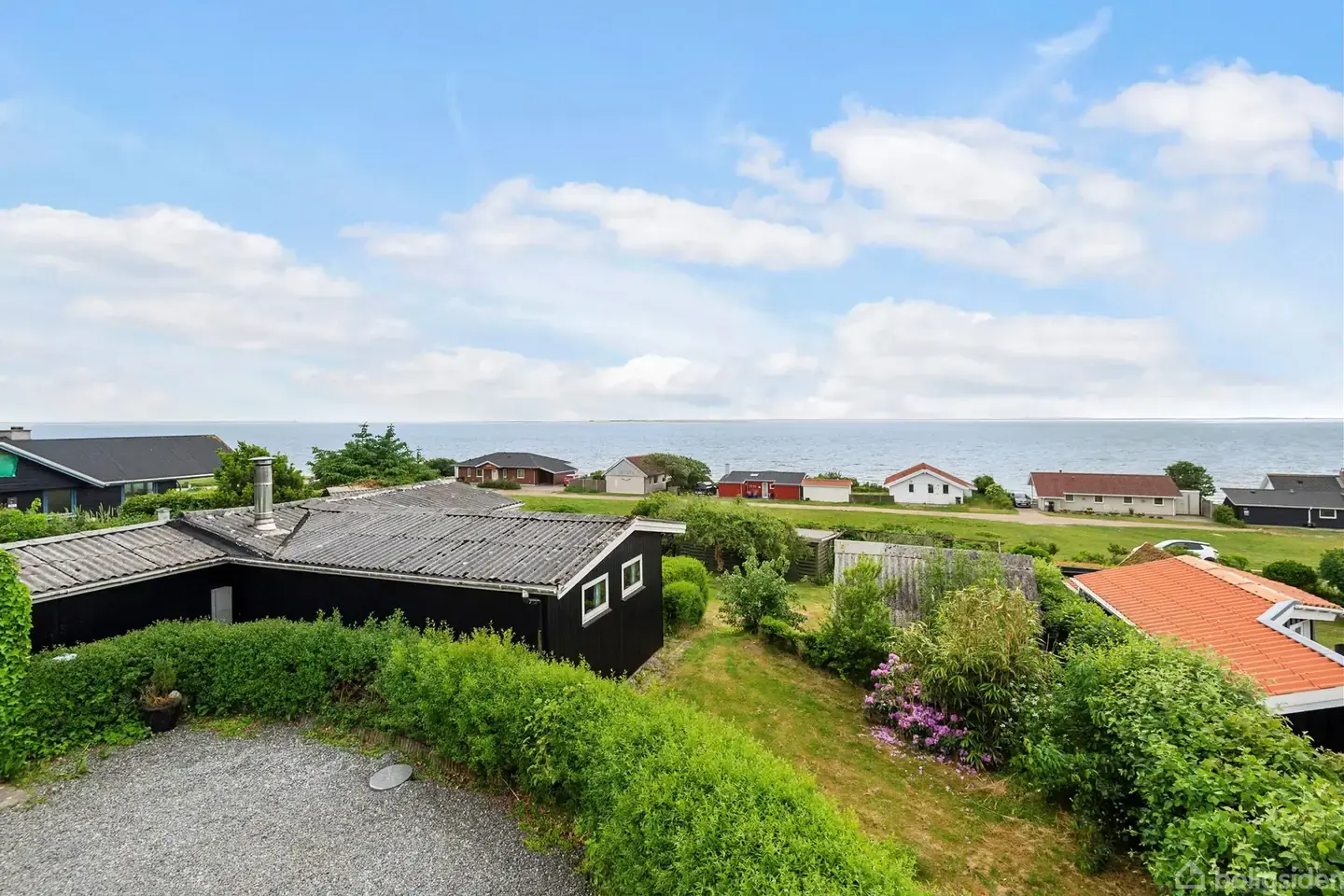 Sommerhus med enestående havudsigt i Sjelborg