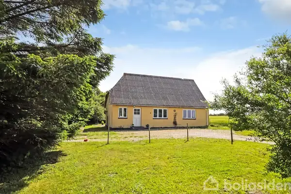 Villa på Hovedvejen 94, 5771 Stenstrup