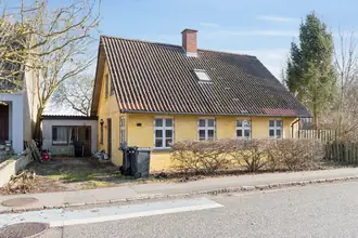 Villa på Flakkebjerg Hovedgade 23, Flakkebjerg, 4200 Slagelse