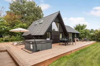 Fritidshus på Midtagervej 16, Dyngby Strand, 8300 Odder
