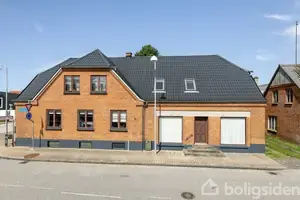 Villa på Simmelkær Hovedgade 35, 7451 Sunds