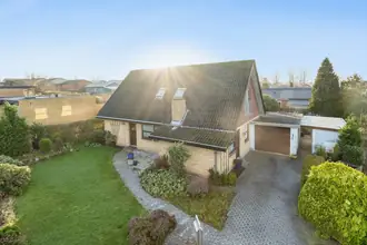 Villa på Svenstrupbakken 1, Skt Klemens, 5260 Odense S