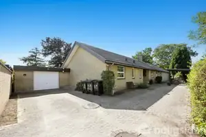 Villa på Østrupvej 8, 4600 Køge