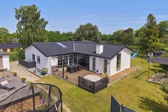 Maja, 151 m²
