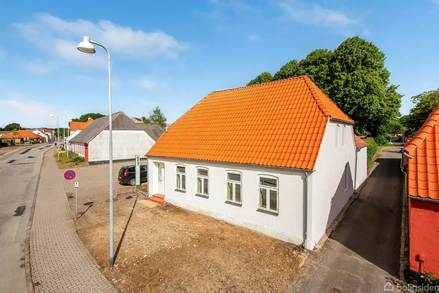 Charmerende byhus i Løgumkloster med tilhørende lejlighed