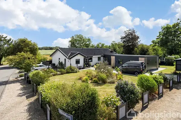 Villa på Billesbøllevej 1, 5463 Harndrup