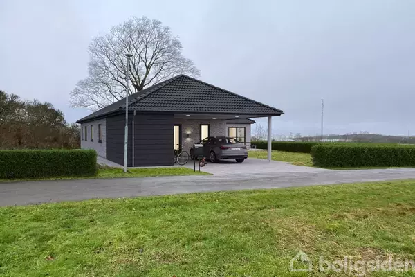 Helårsgrund på Åkirkebyvej 166C, 3700 Rønne