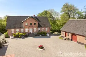 Landejendom på Ammelhedevej 12, 8960 Randers SØ