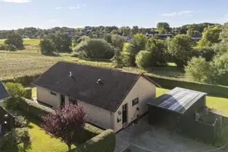 Villa på Ladegårdsbakken 26, Spørring, 8380 Trige