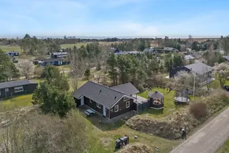 Fritidshus på Nellemannsvej 10, Lyngså, 9300