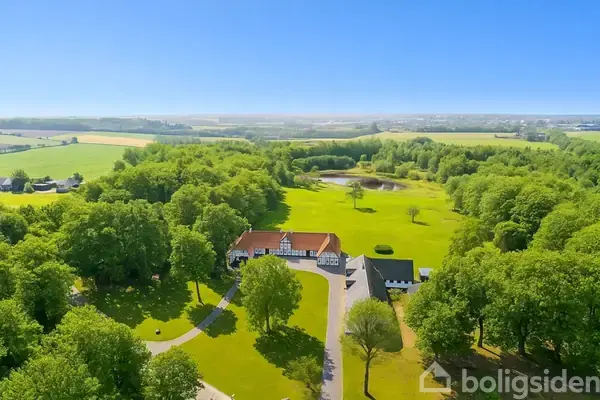 Landejendom på Råkildevej 20, 9530 Støvring