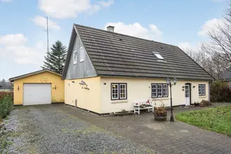 Villa på Kastrupvej 14, Arnum, 6510 Gram