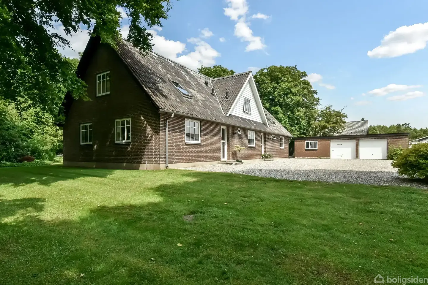 Landejendom på Ulkindvej 12, 7323 Give