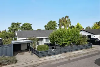 Villa på Hyttebovej 36, 2665 Vallensbæk Strand