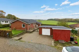 Villa på Lærkekrogen 11, Bislev, 9240 Nibe