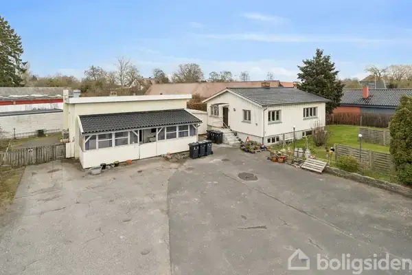 Villa på Næstvedvej 42A, 4720 Præstø