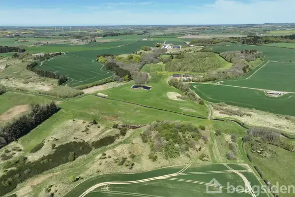 Landejendom på Ådalvej 15, 9300 Sæby