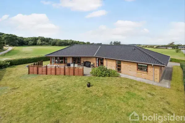 Villa på Odinsvej 15, 6990 Ulfborg