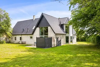 Villa på Elmelundsvej 193, Ravnebjerg, 5250 Odense SV