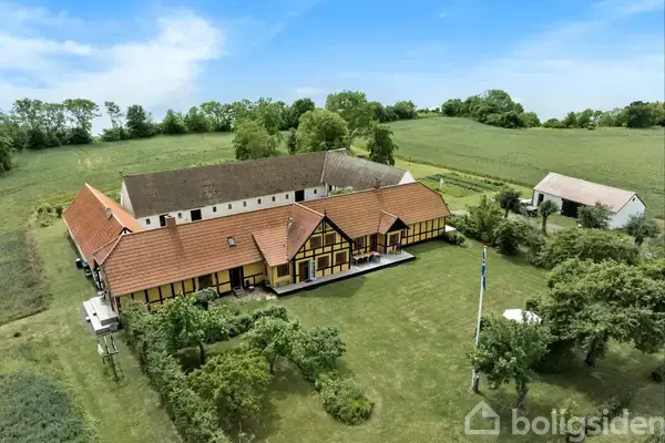 Villa på Søndre Landevej 102, 3720 Aakirkeby