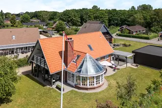 Villa på Holbergsvej 69, 7430 Ikast
