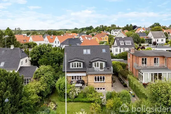 Villa på Resedavej 15, 2820 Gentofte