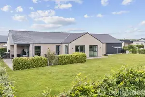 Villa på Tusindbenet 24, 7190 Billund