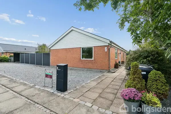 Villa på Kvartsvej 6, 9220 Aalborg Øst
